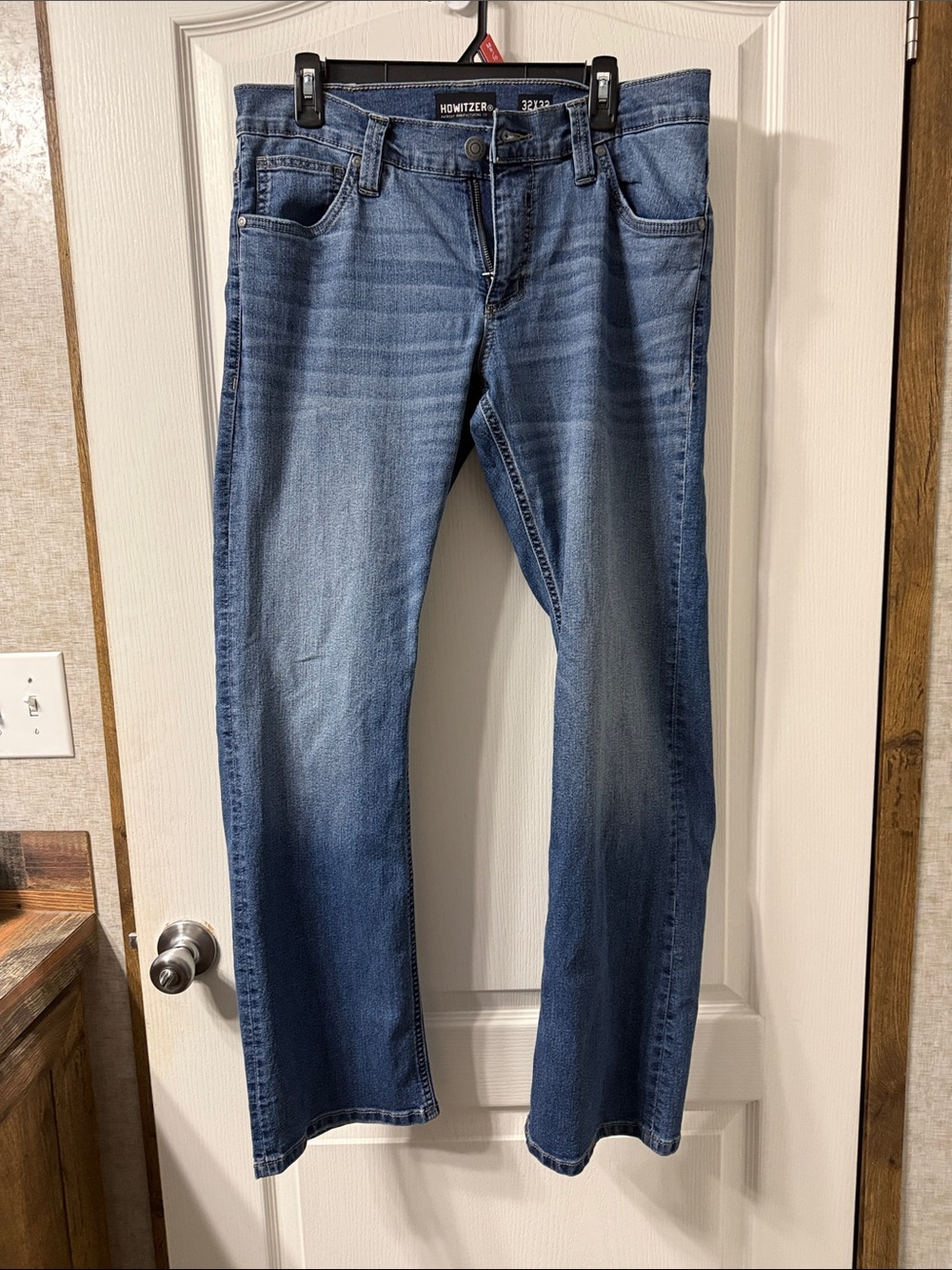 Hollister Men’s Medium Blue Bootcut Jeans